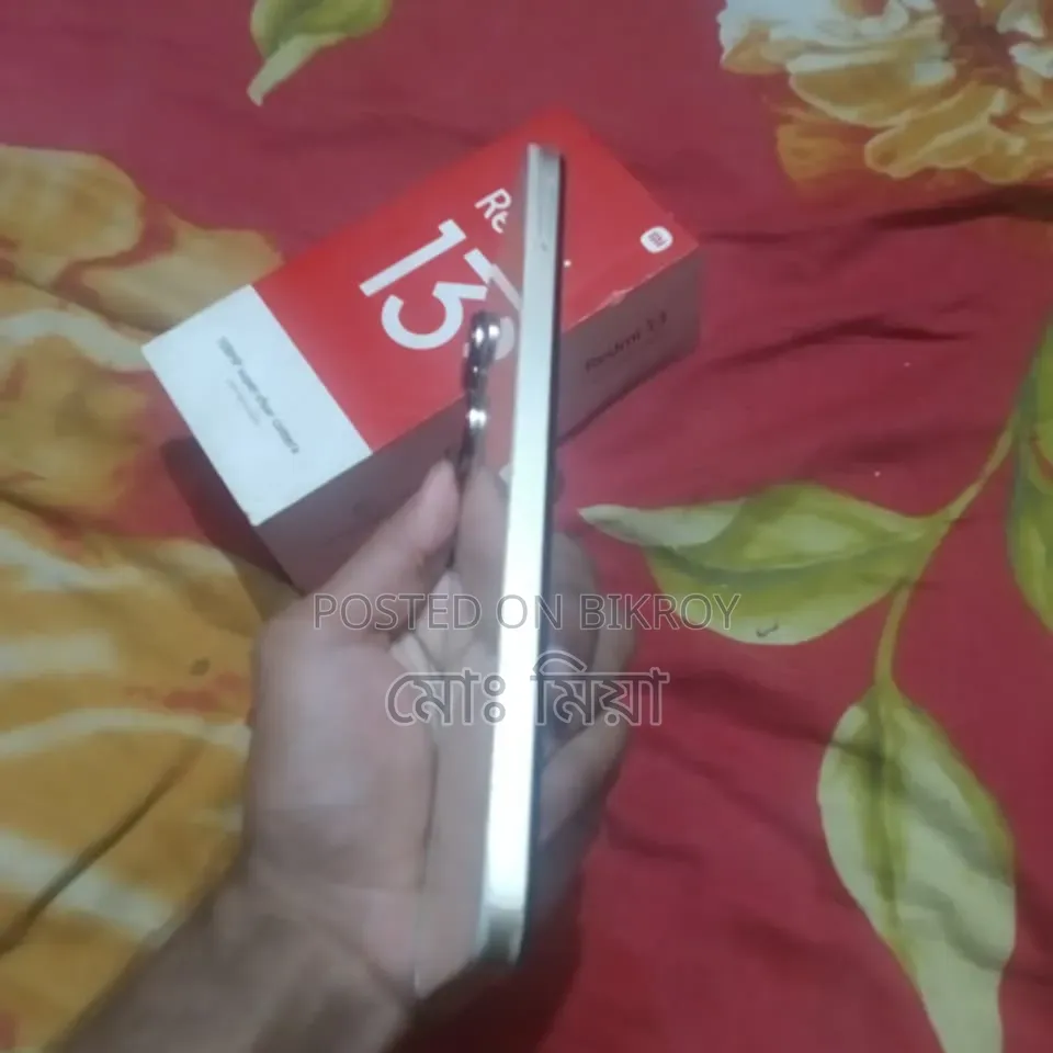 শাওমি রেডমি নোট ১৩ ১২৮ জিবি লাল