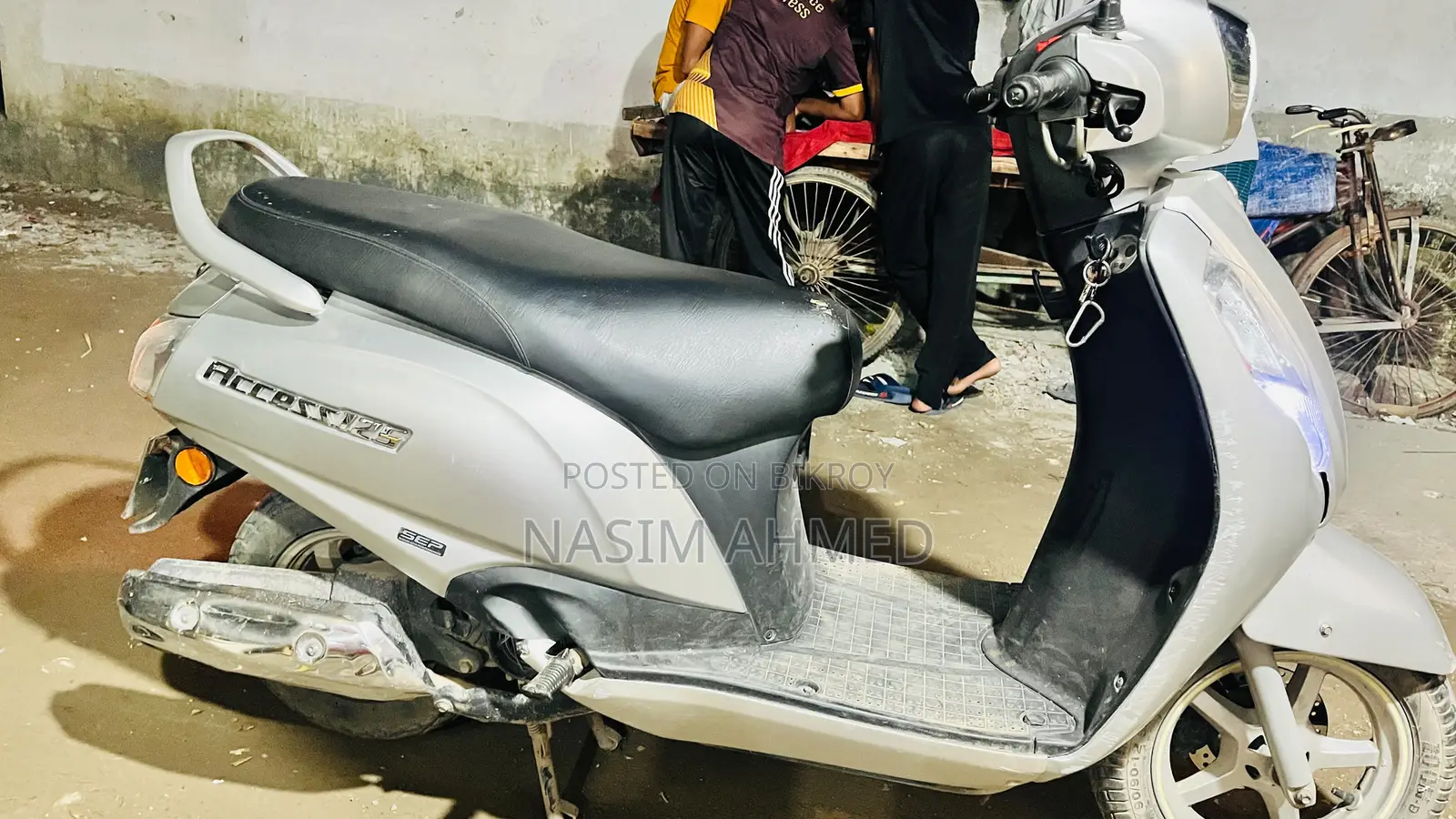 সুজুকি অ্যাক্সেস ১২৫ এফআই সিবিএস ২০২৪ সিলভার