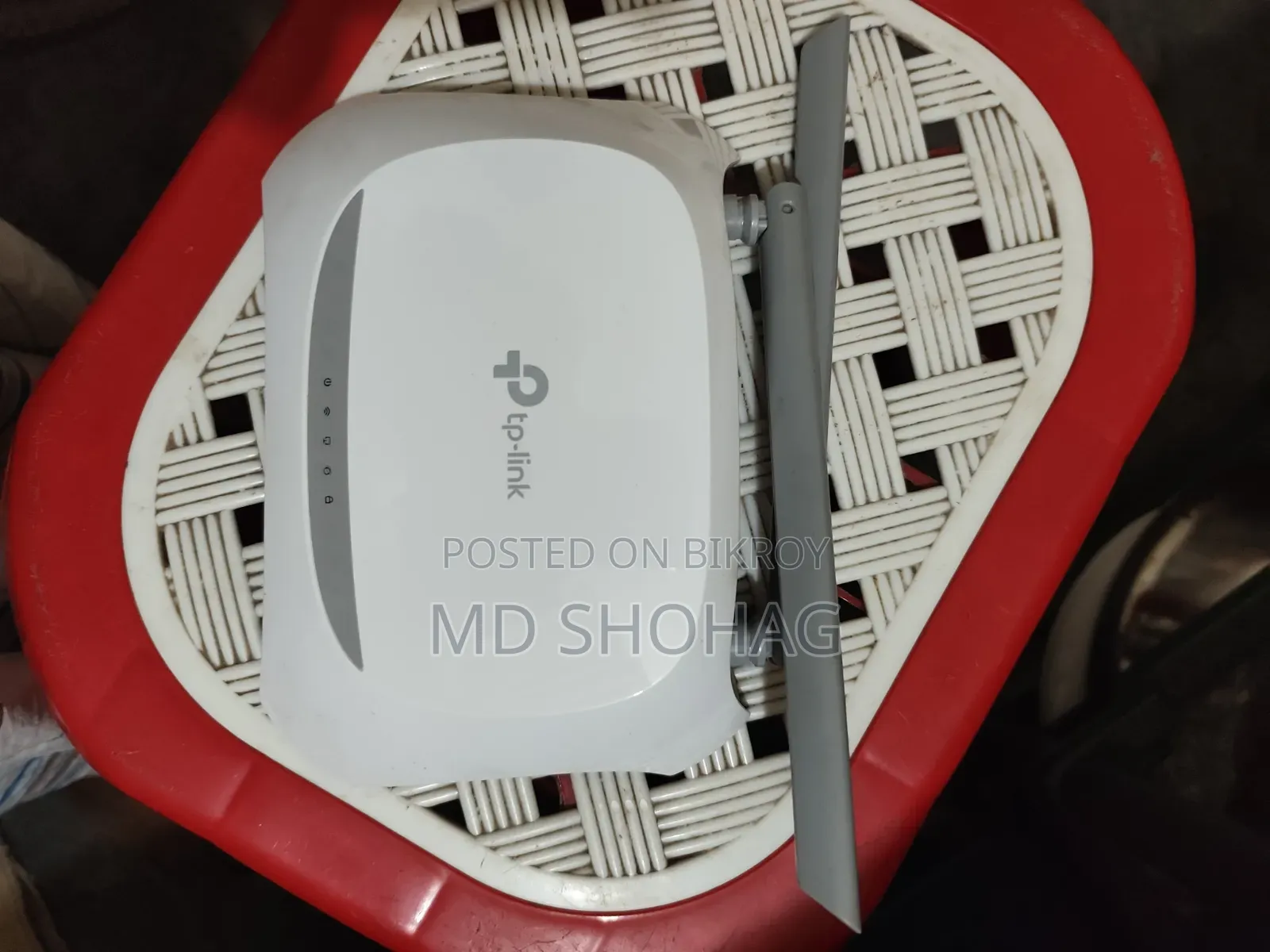 রানিং রাউটার খুব ভালো কোন সমস্যা নাই চাইলে নিতে পারেন