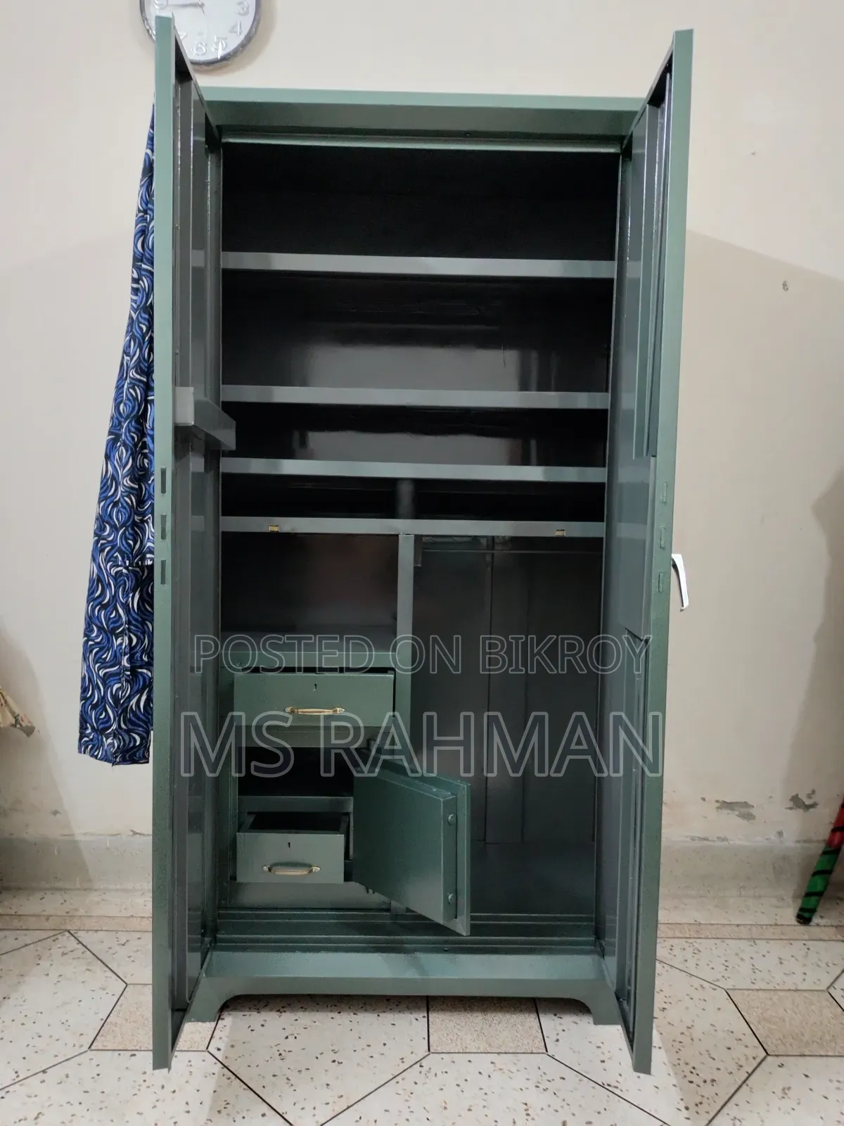 Life Guaranteed Orderly Steel Almirah Purchased in (113.5 Kg) Weight .