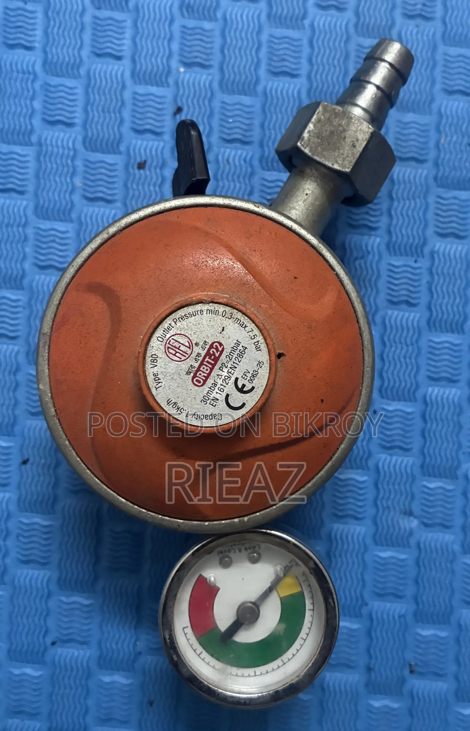 Cylinder Gas Stove and Indicator for Sale. Gas Pipe Free with It