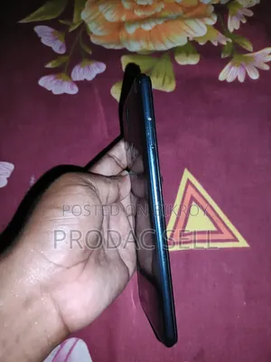 Infinix Hot 10 128 GB
