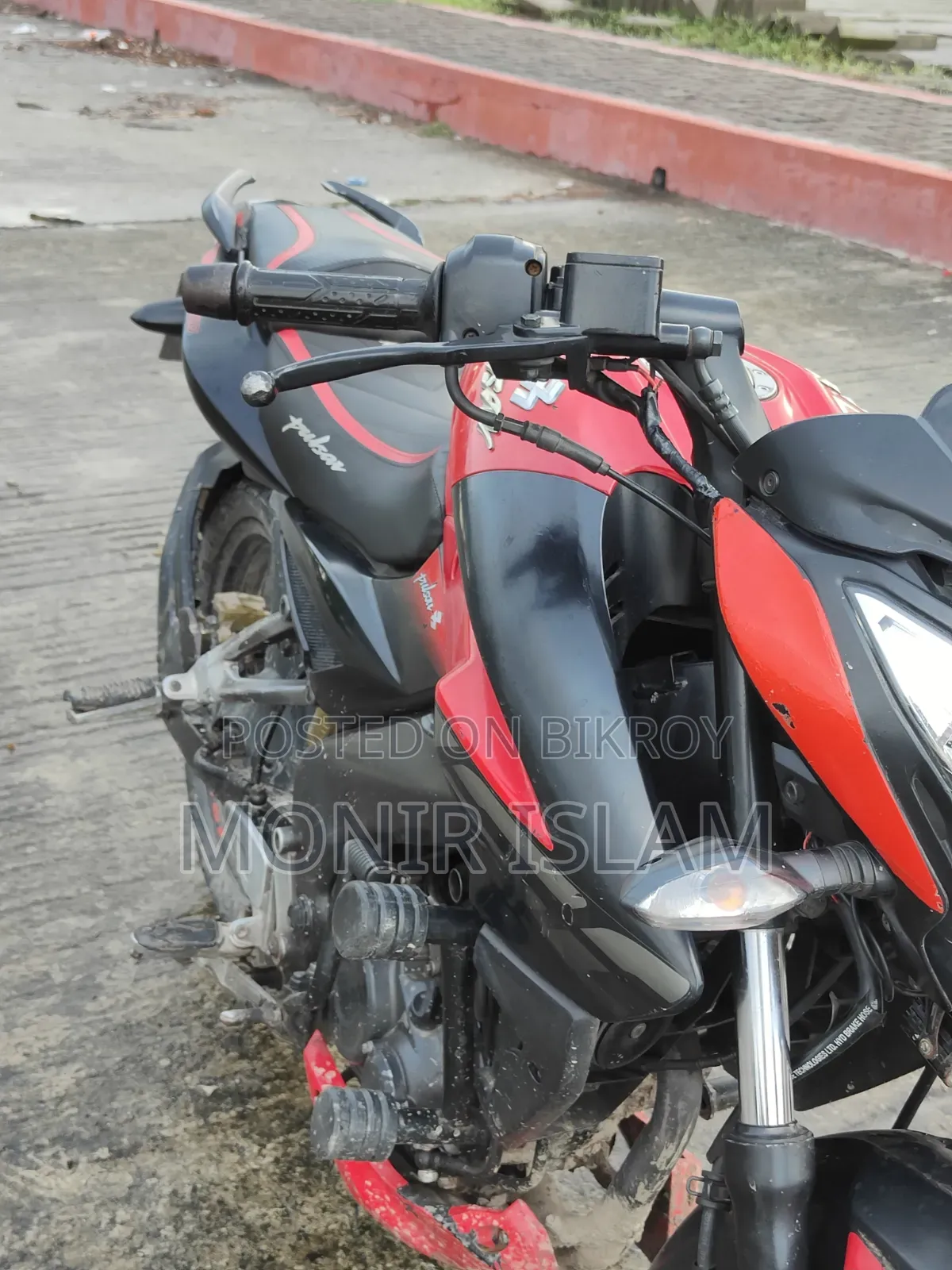 বাজজ পালসার এনএস ১৬৭ ২৪১৯ লাল