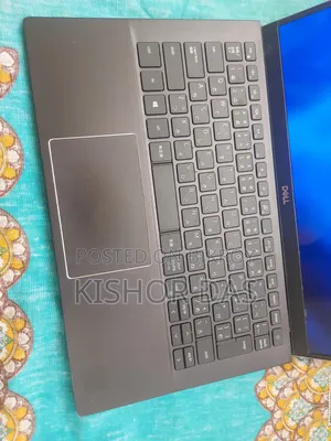 Laptop Dell Vostro 13 5300 8GB Intel Core i5 SSD 256GB