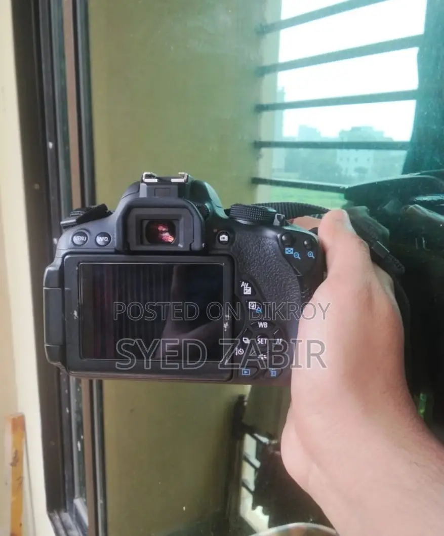 Camera Canon 700d