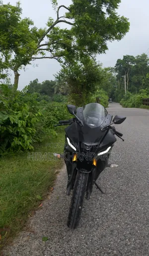 Yamaha R15M 2023 Black