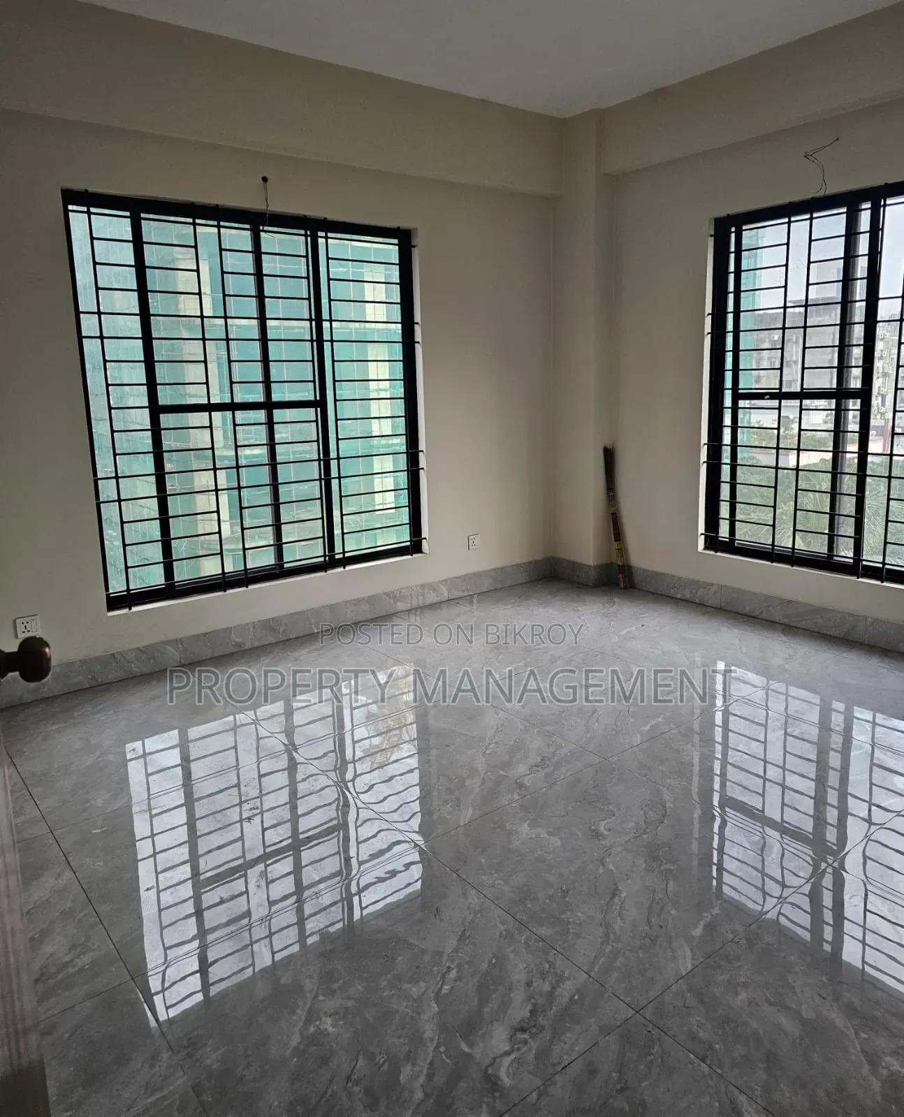 গুলশান দুই অফিস স্পেস ভাড়ার জন্য