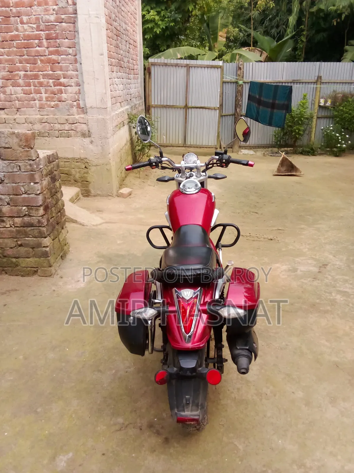 হাওজুয়ে টিআর১৫০এস ২০২৪ লাল