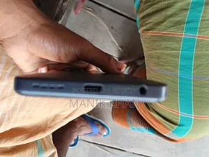 ইনফিনিক্স স্মার্ট ১০ ৬৪ জিবি ব্ল্যাক