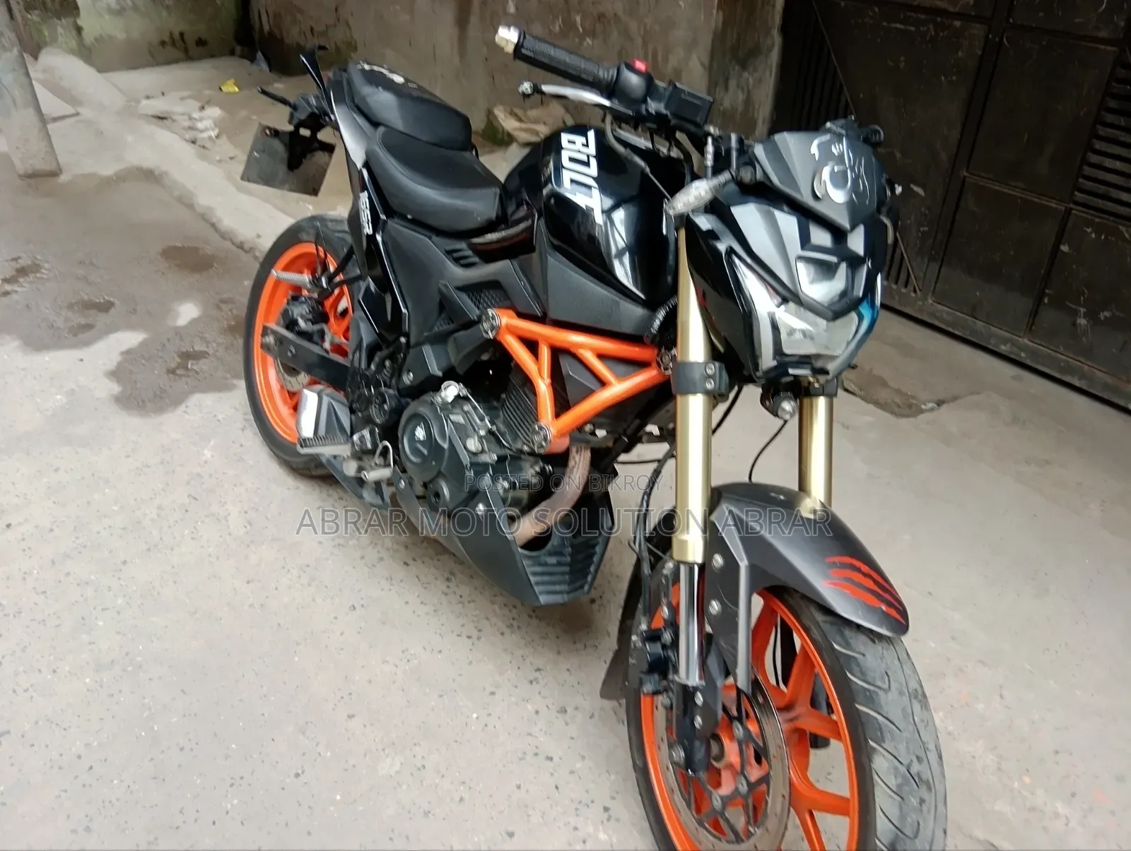 Runner Bolt 165R 2024 Black