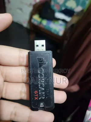 CORSAIR Flash Voyager GTX USB 3.1 128GB Premium Flash Drive