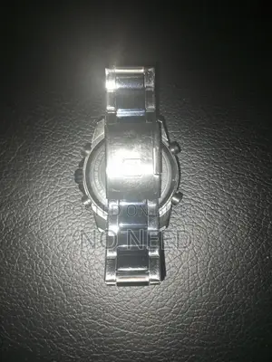 ন্যাভিফোর্স ওয়াচ