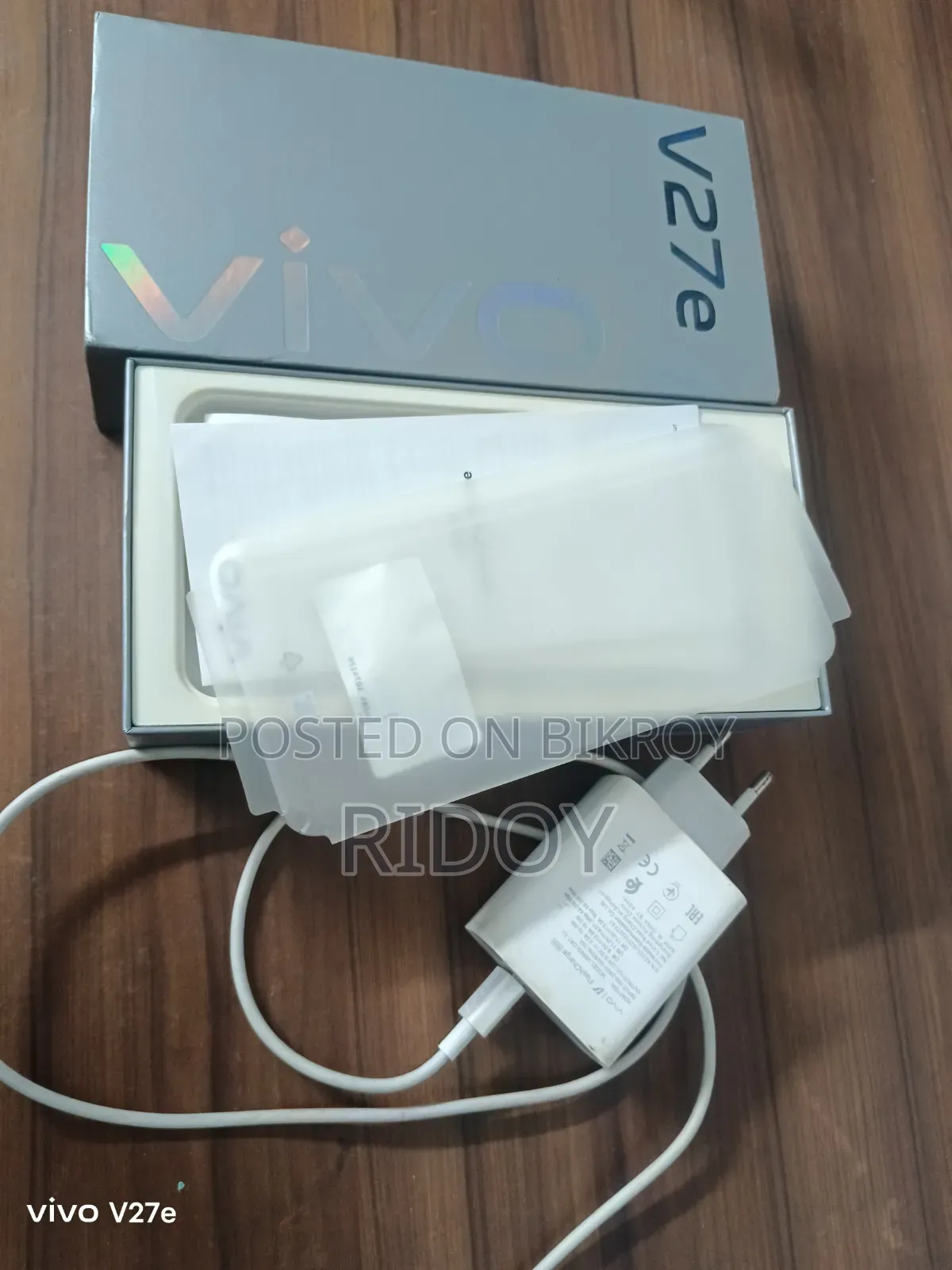 Vivo V27e 128 GB Purple