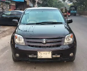 Toyota IST 2005 Black