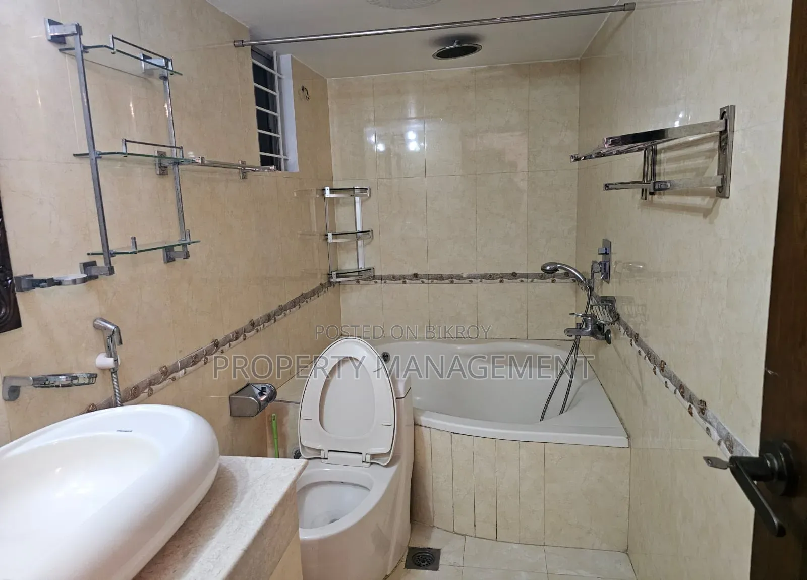 ৪বেডরুম Apartment in Gulshan for rent
