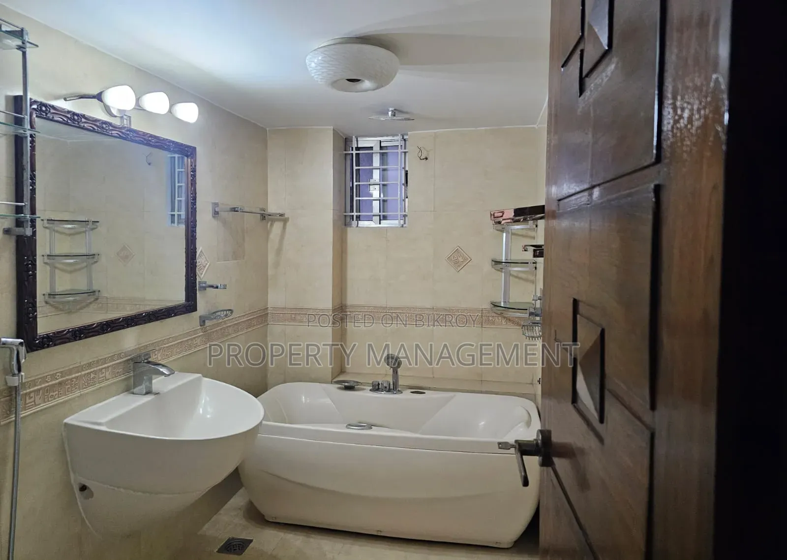৪বেডরুম Apartment in Gulshan for rent