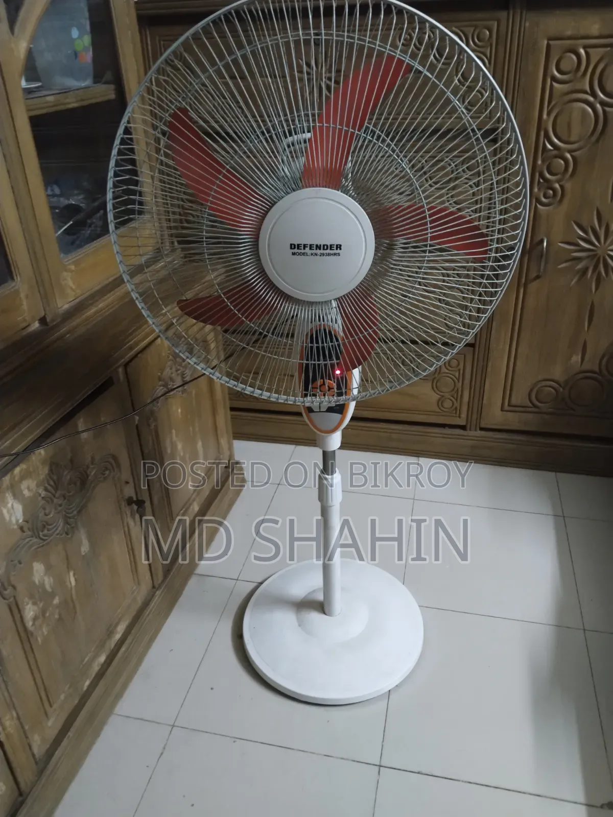 ডিফেন্ডার ১৯৩৮ এইচআরএস ১৮ ইঞ্চি