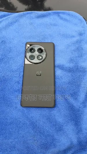 ওয়ানপ্লাস ১২ ৫১২ জিবি ব্ল্যাক