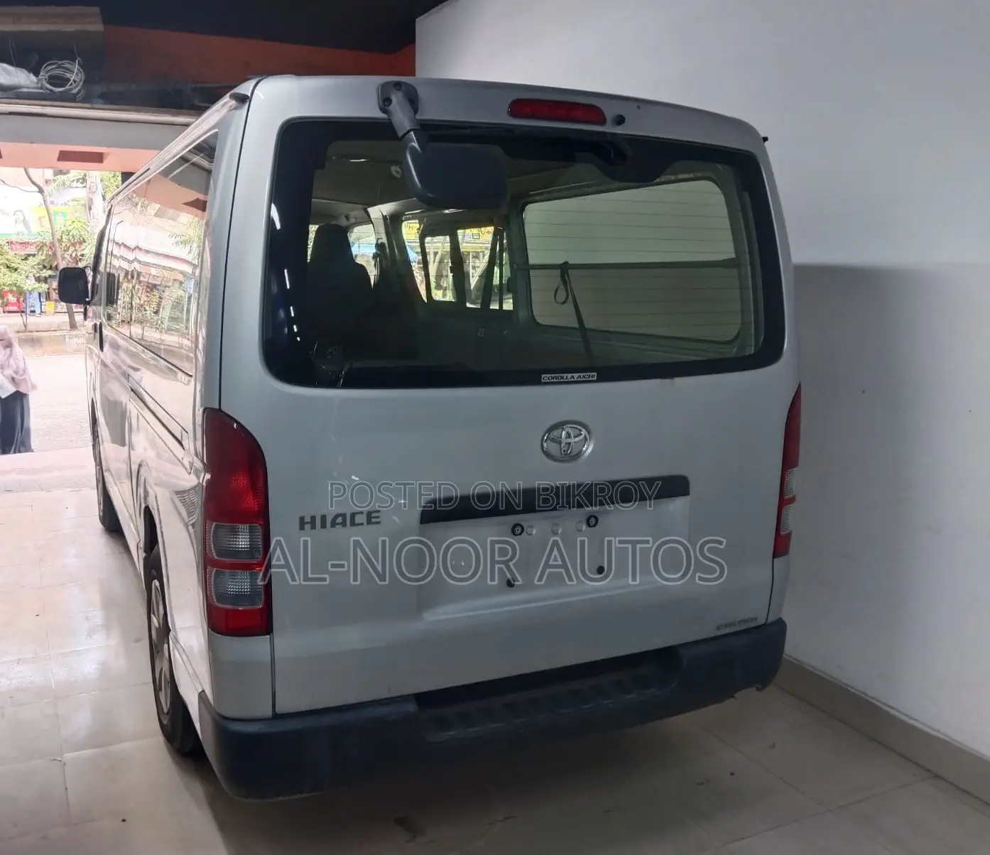 Toyota HiAce 2021 Silver