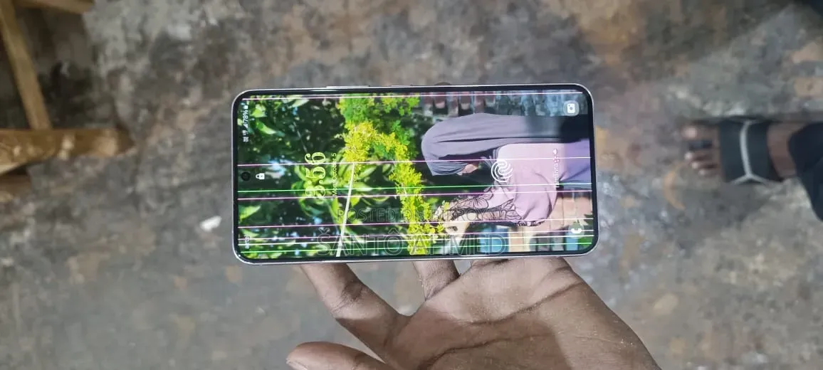 স্যামসাং গ্যালাক্সি এস২২ ৫জি ২৫৬ জিবি গোল্ড