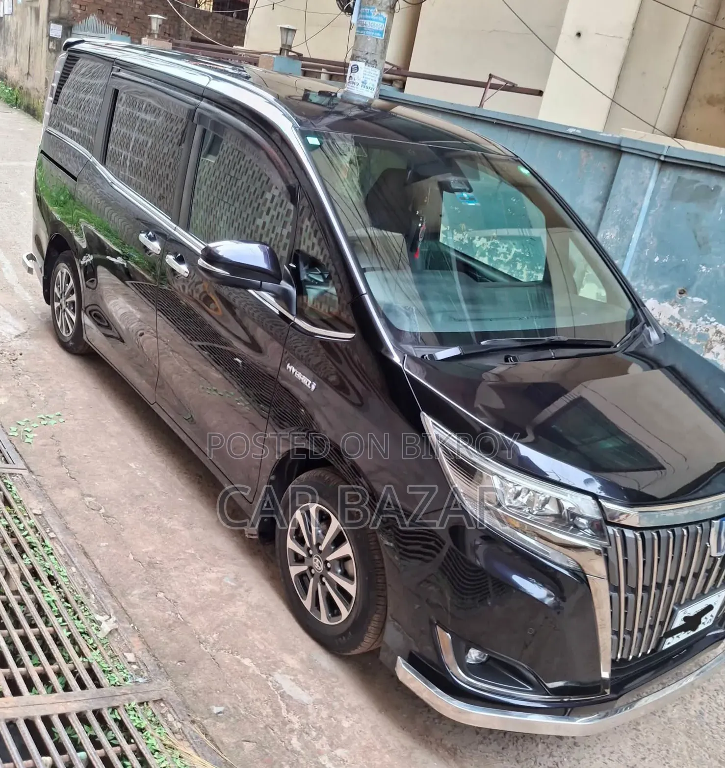 Toyota Noah 1.8 FWD Hybrid (7 seater) 2019 Gray