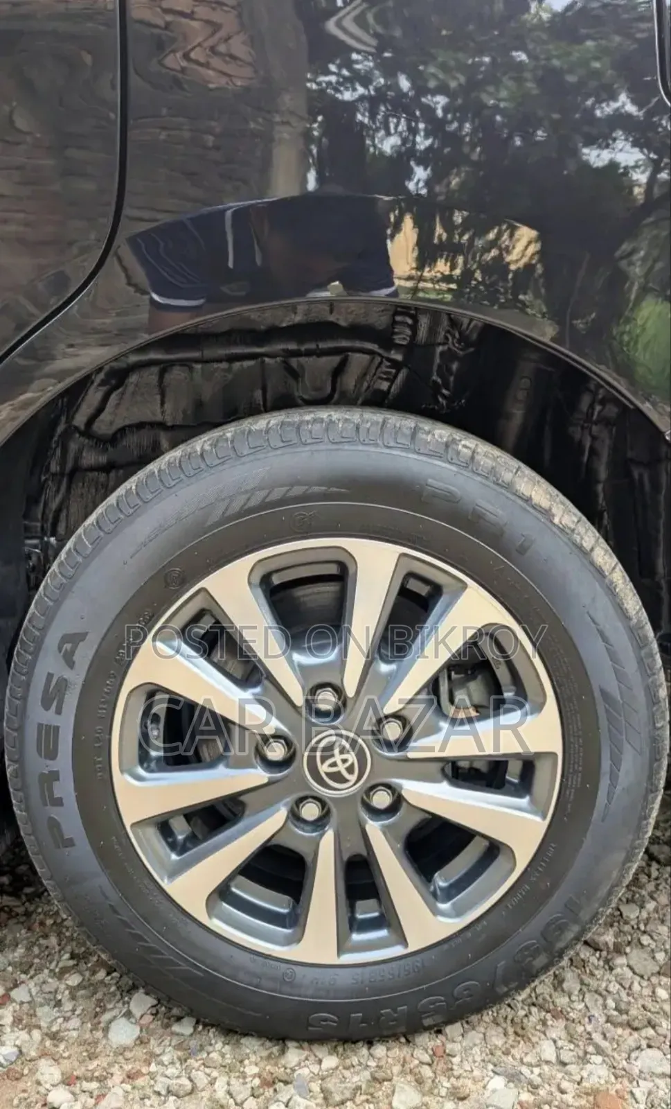 Toyota Noah 1.8 FWD Hybrid (7 seater) 2019 Gray