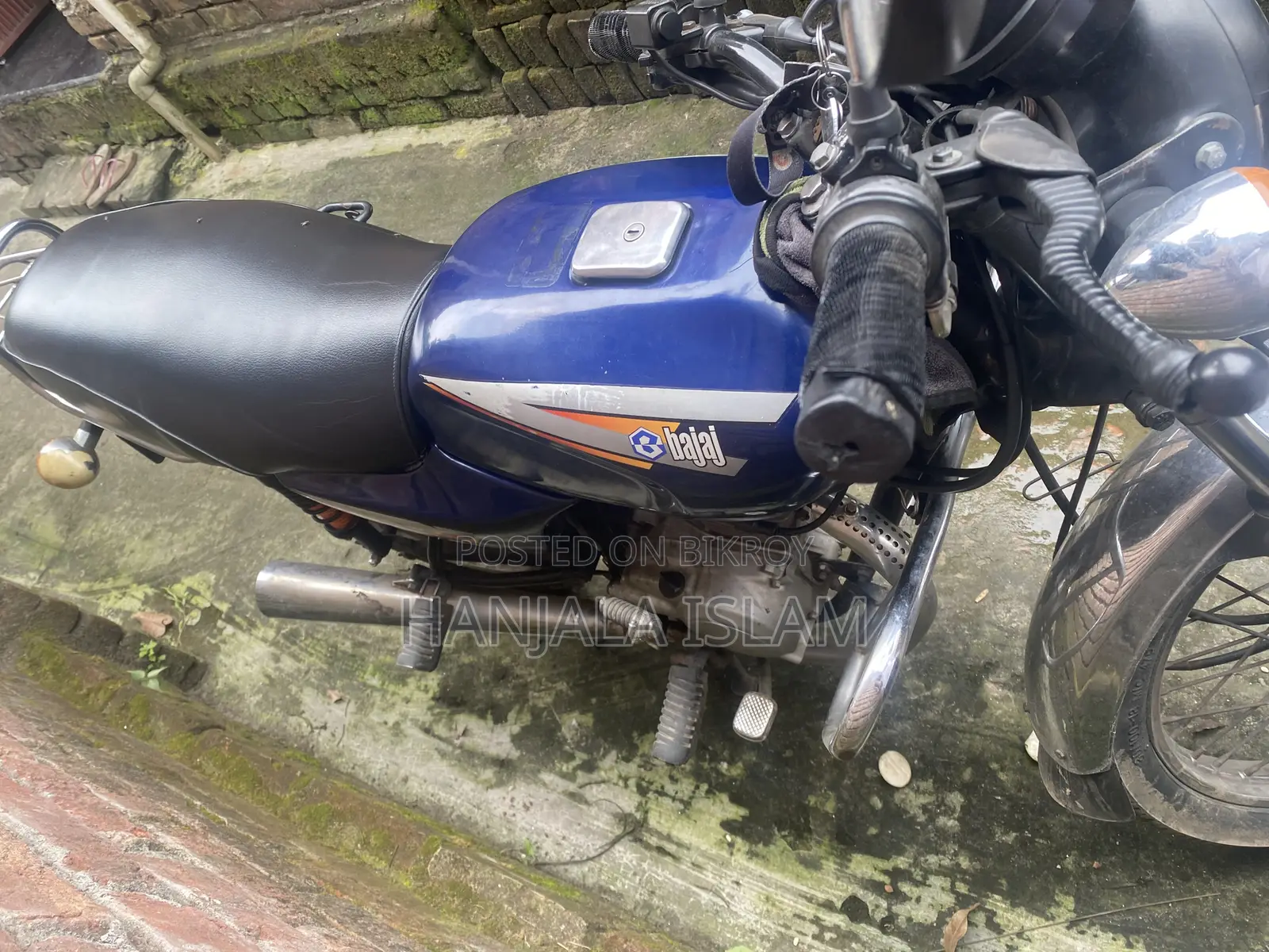 বাজাজ বক্সার ২০০৪ ব্লু