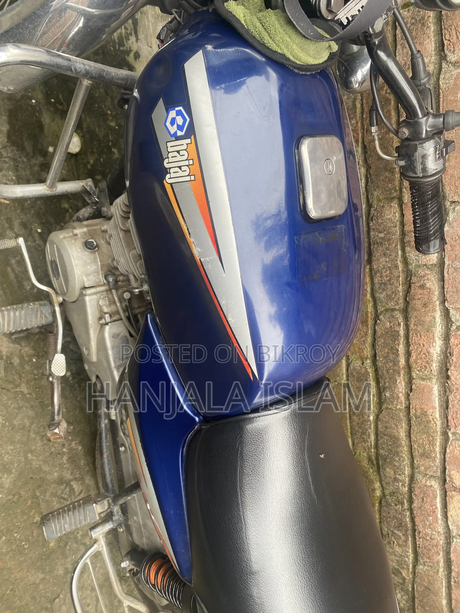বাজাজ বক্সার ২০০৪ ব্লু