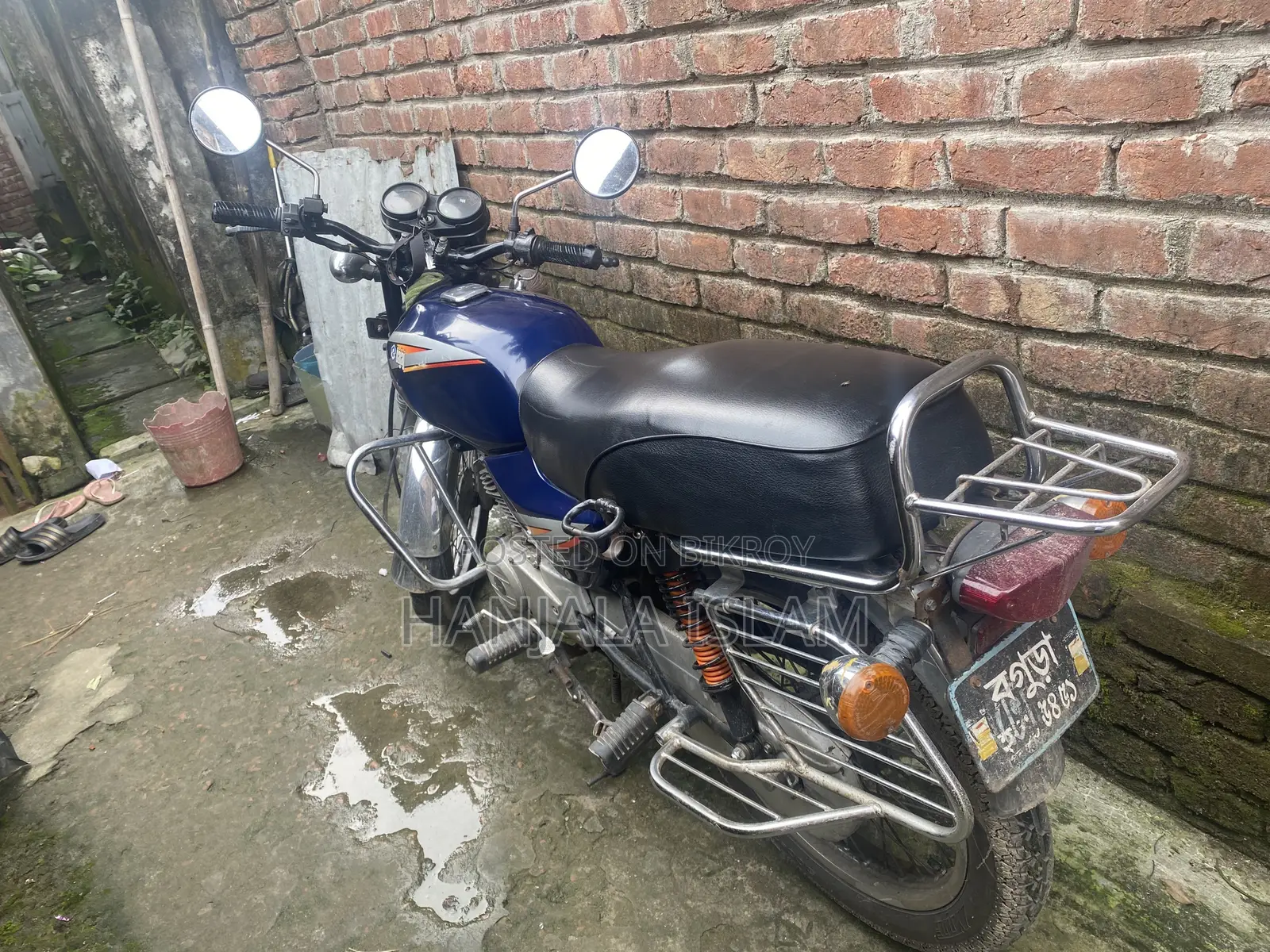 বাজাজ বক্সার ২০০৪ ব্লু