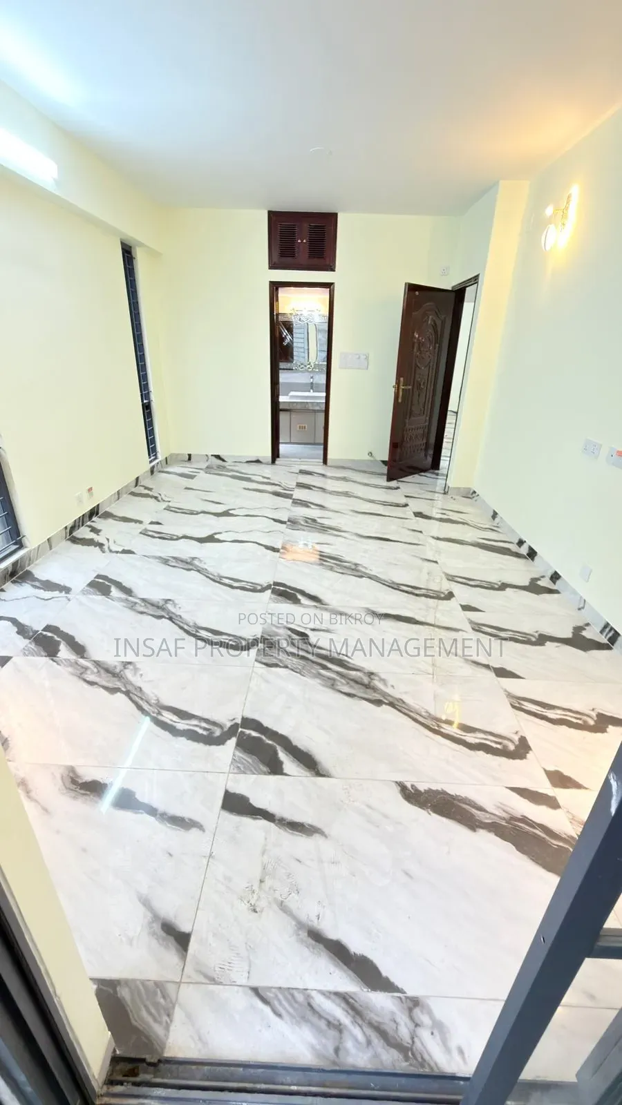 গুলশানে ৩ বেডরুমের অ্যাপার্টমেন্ট ভাড়ার জন্য