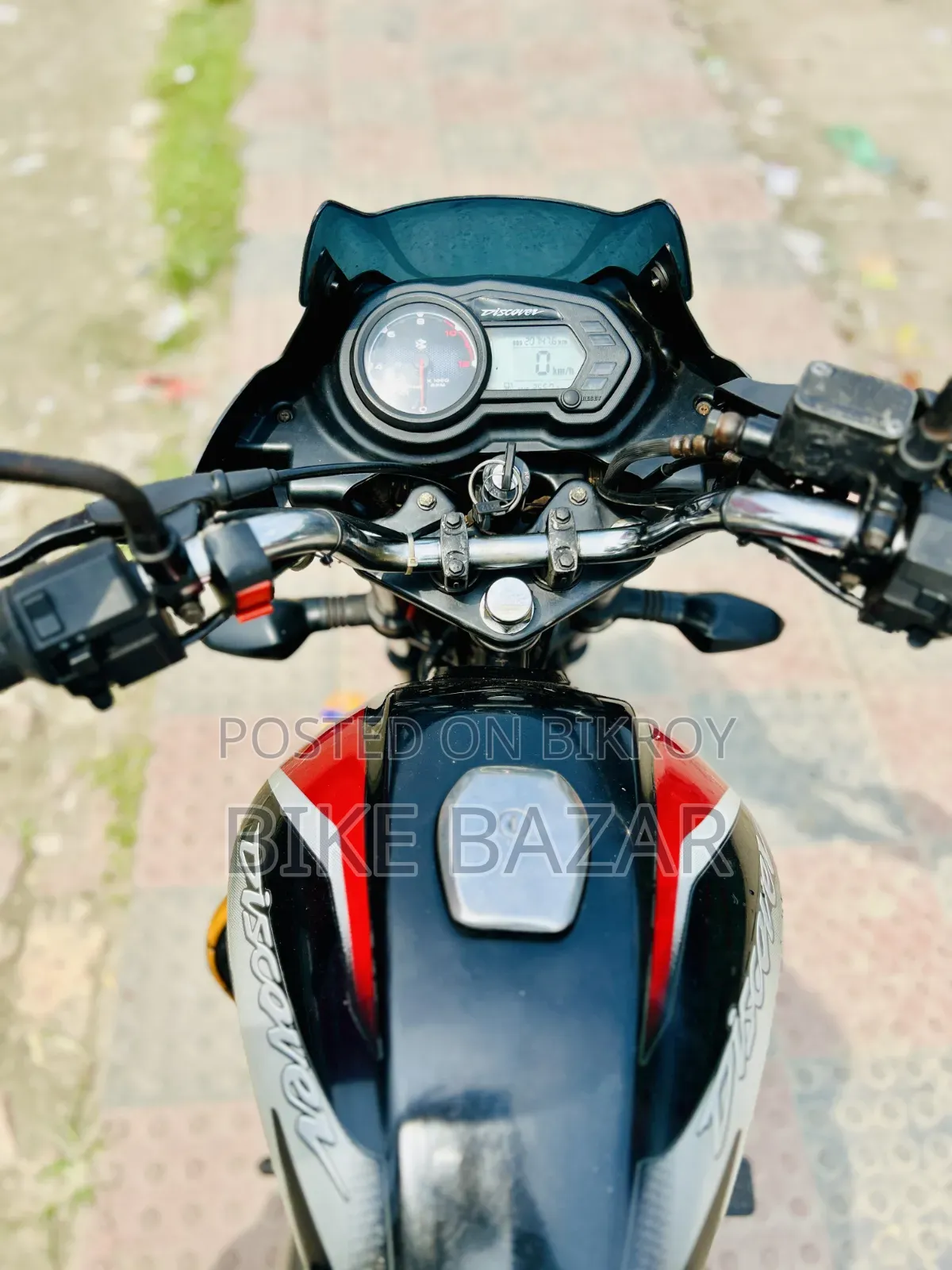 বাজাজ ডিসকভার ১১০ ২০২০ কালো