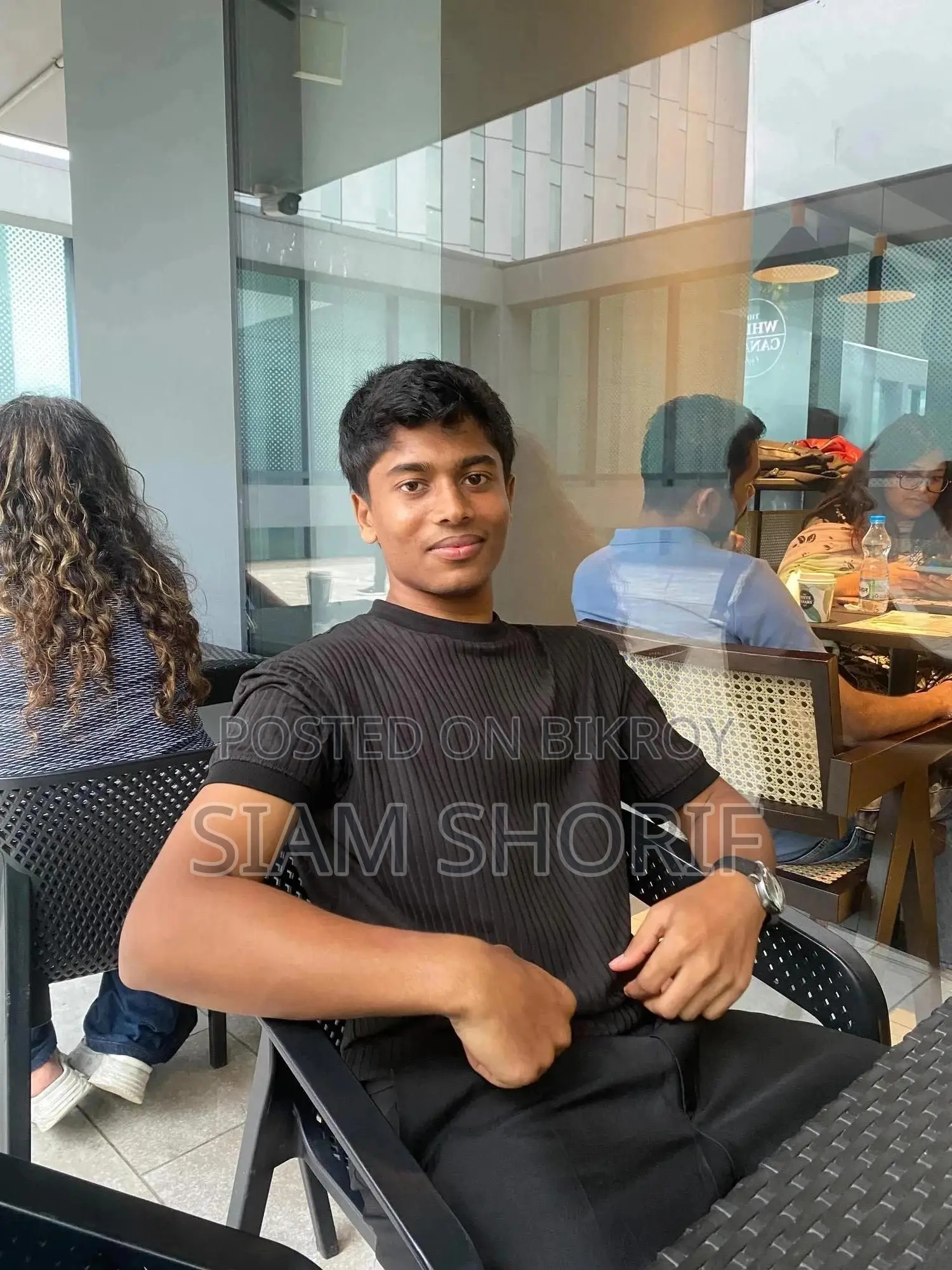 টেল সেলস অফিসার