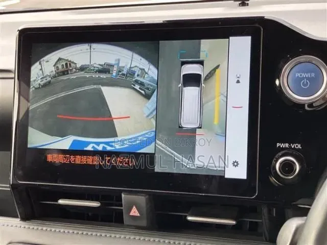 Toyota Quantum 2024 White