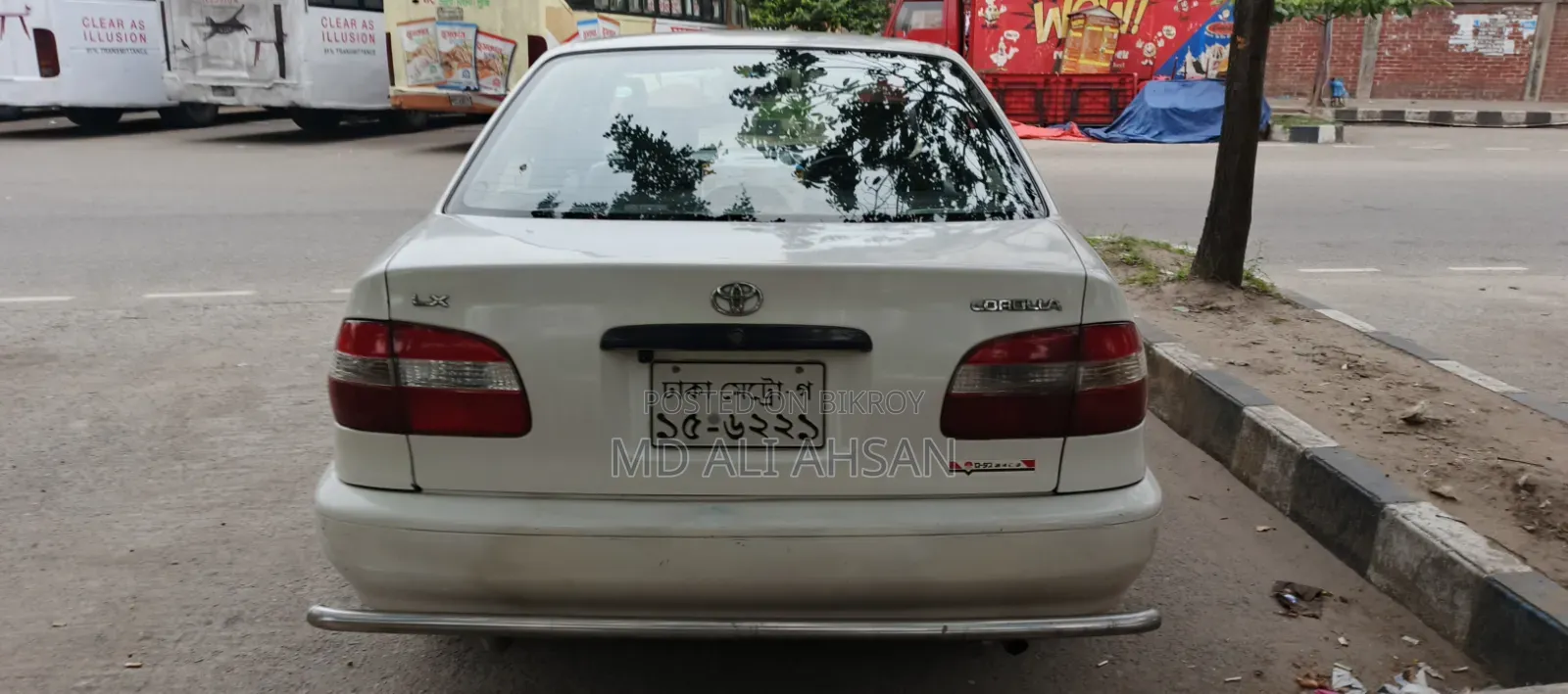 Toyota Corolla Sedan 1997 White