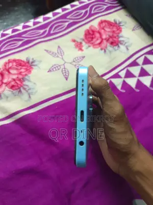 রিয়েলমি নোট ৫০ ৬৪ জিবি নীল