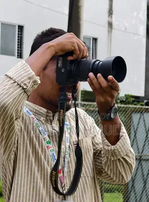 Nikon Camera Used 5300D With 55-200 Dx VR Lens