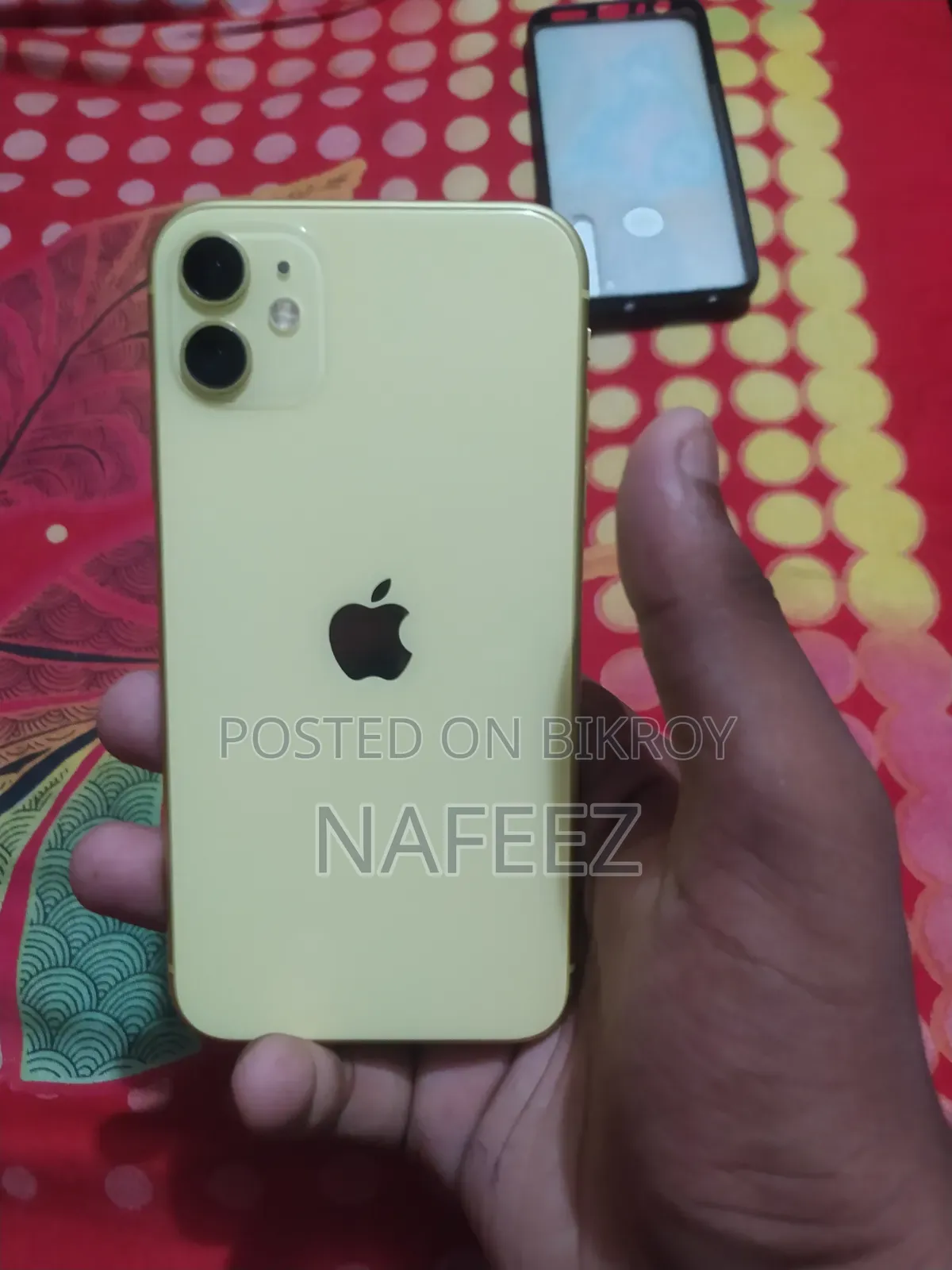 Apple iPhone 11 64 GB Yellow