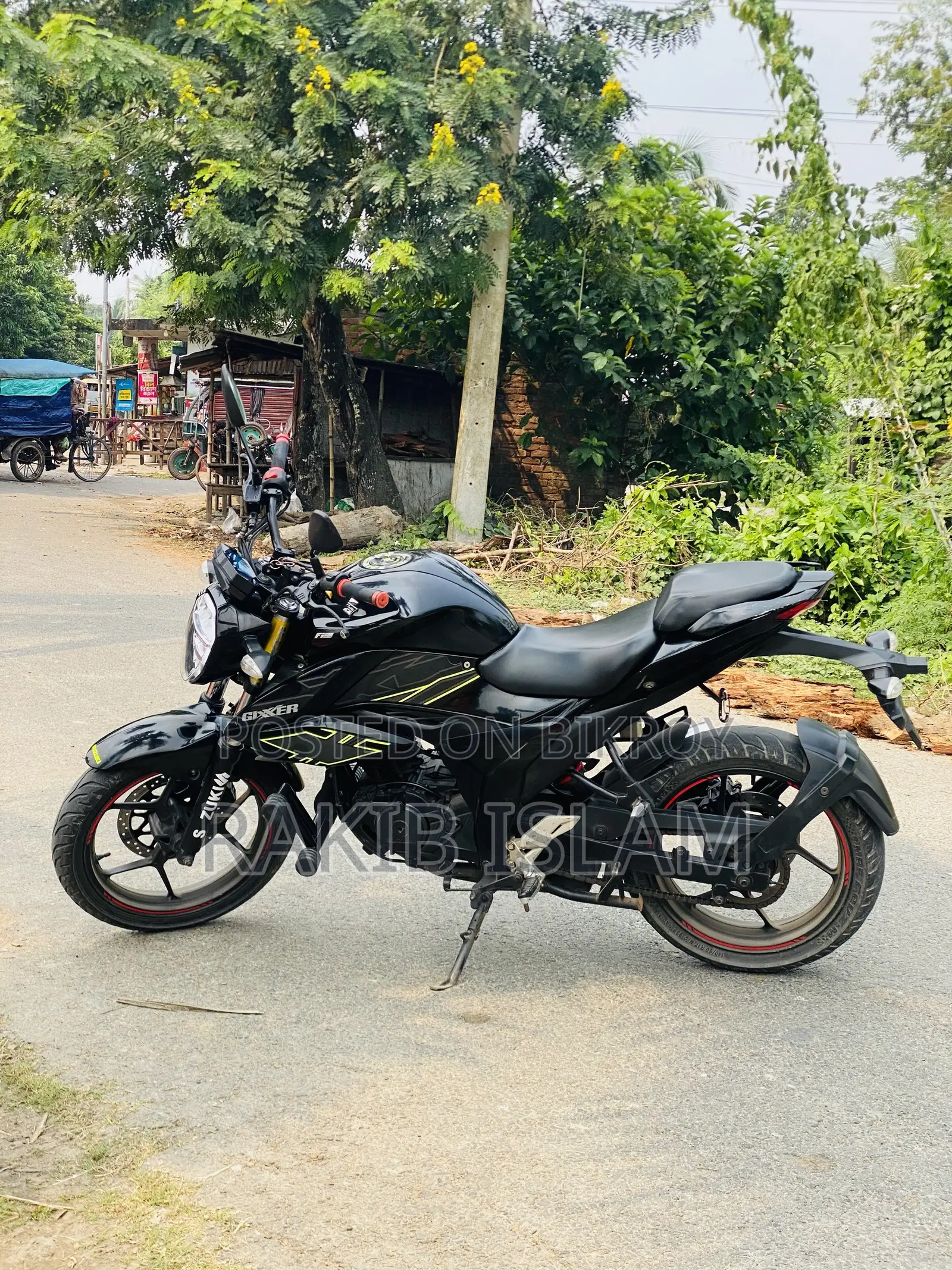 সুজুকি গিক্সার ২০২২ ব্ল্যাক