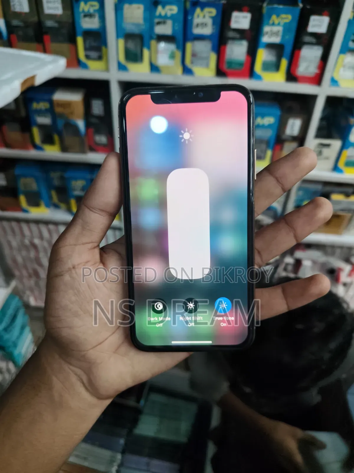 অ্যাপল আইফোন এক্সএস ৬৪ জিবি গোল্ড