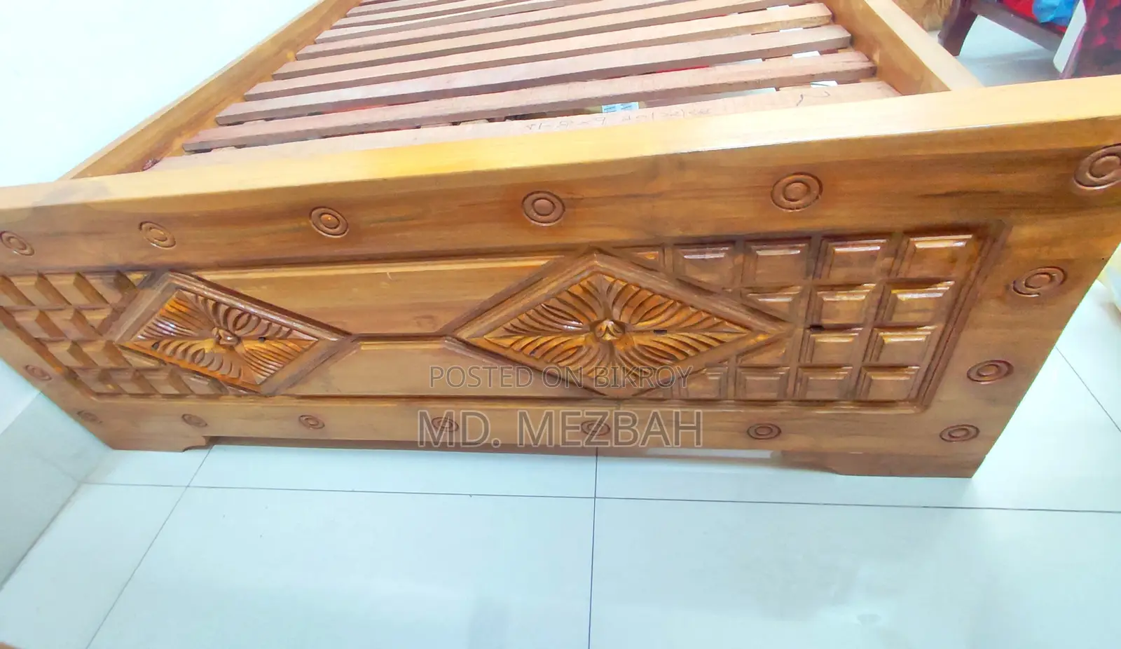 Wooden Bed 7.5 × 4 Feet
