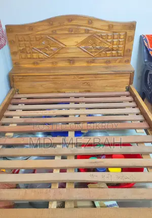 Wooden Bed 7.5 × 4 Feet