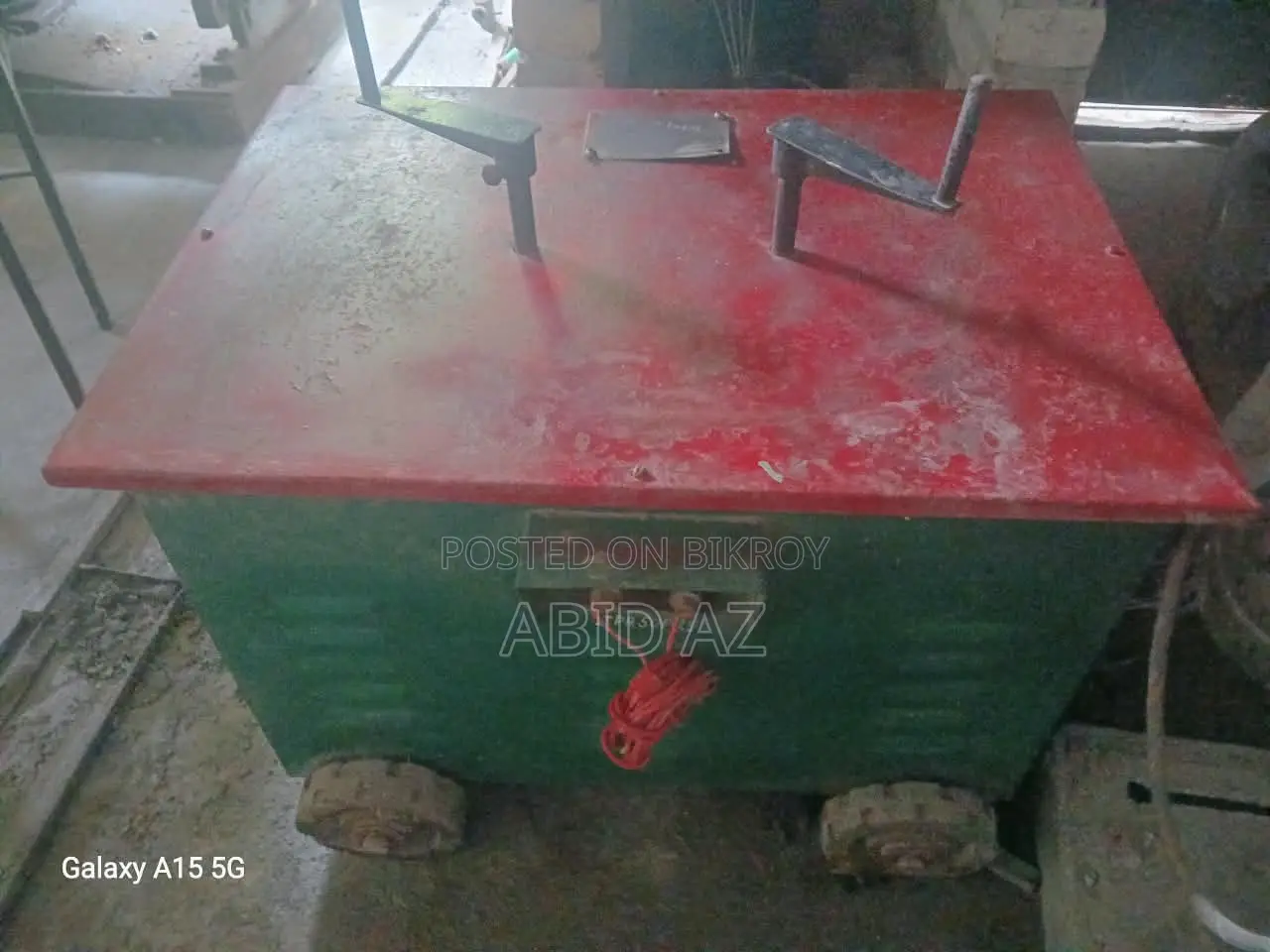 ওয়েল্ডিং মেশিন