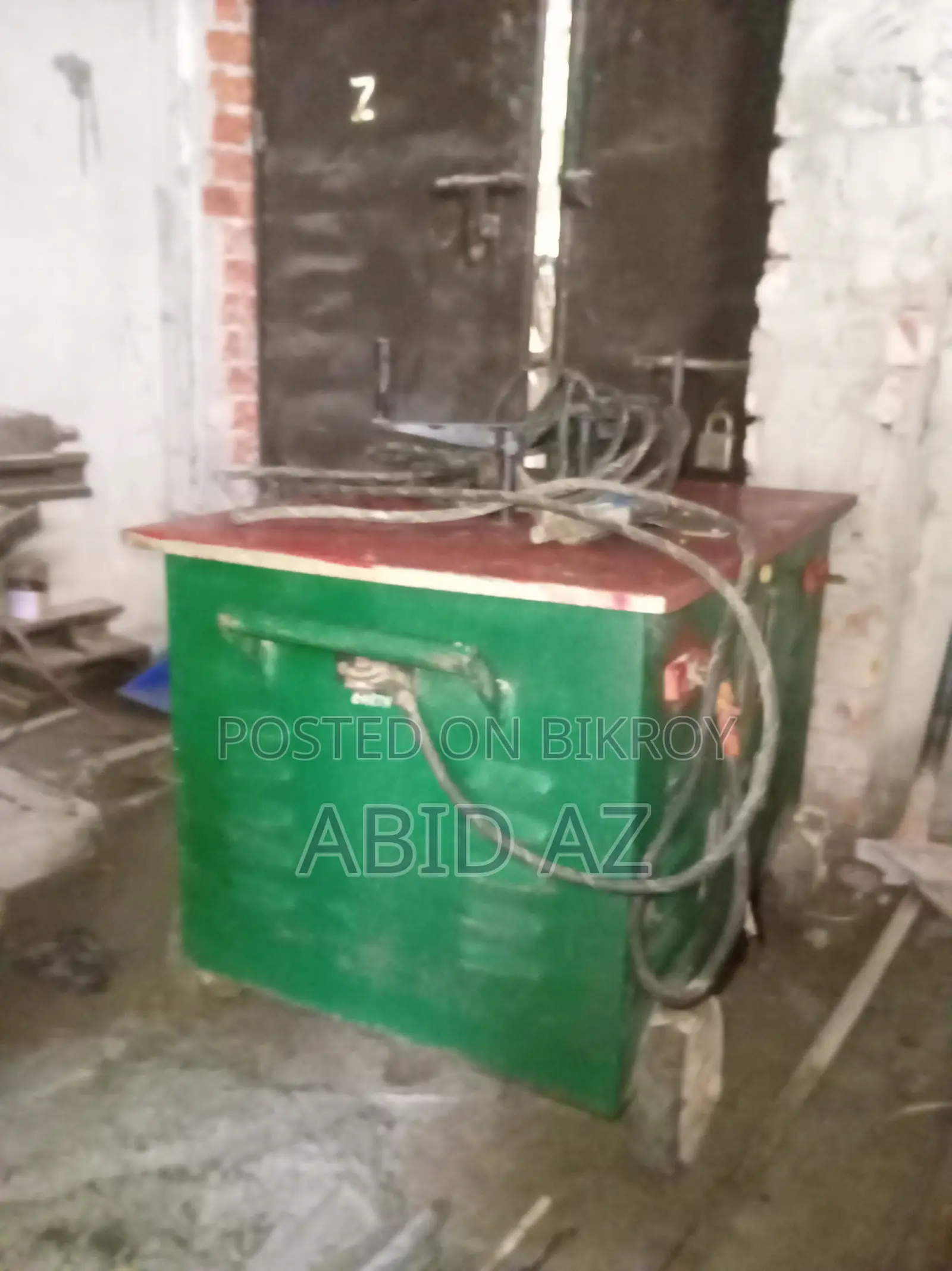 ওয়েল্ডিং মেশিন