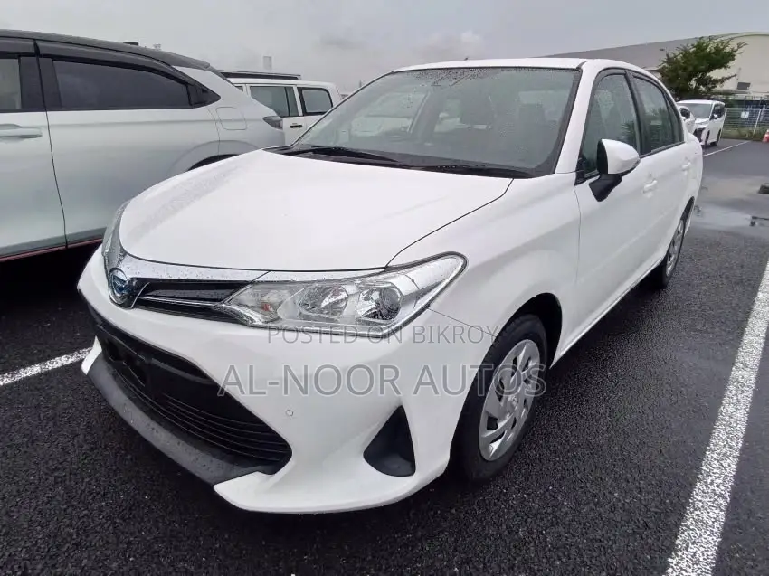 Toyota Axio 2021 White
