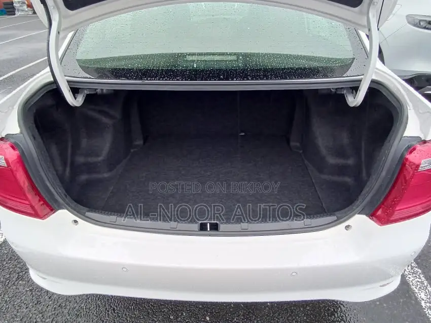 Toyota Axio 2021 White