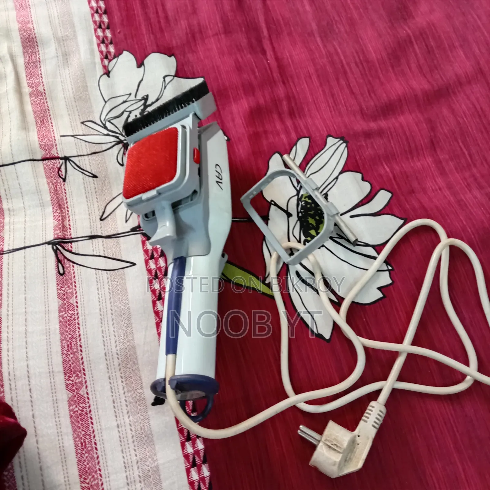 ৩-ইন-১ পোর্টেবল গার্মেন্ট স্টিমার