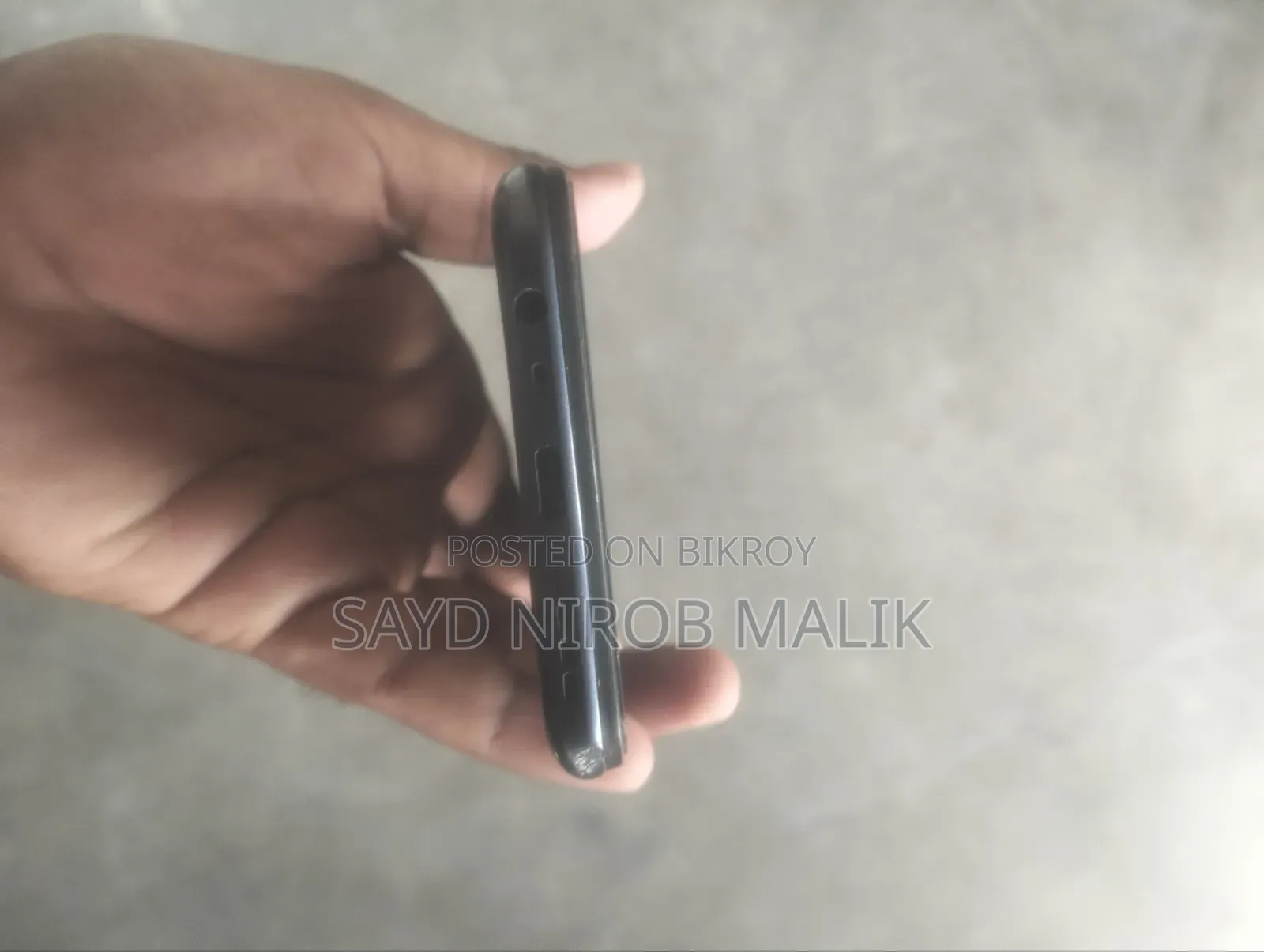 ওপ্পো এ৩৩ ৩২ জিবি কালো