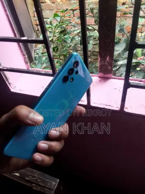 স্যামসাং গ্যালাক্সি এ৩২ ১২৮ জিবি নীল