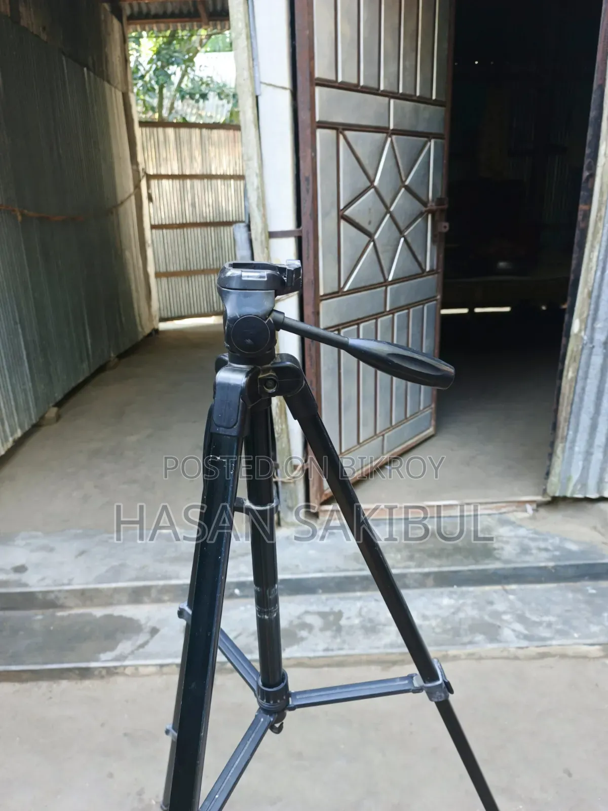 Digipod TR-472 Camera Tripod