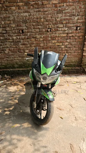 Motorcycle 2018 Green